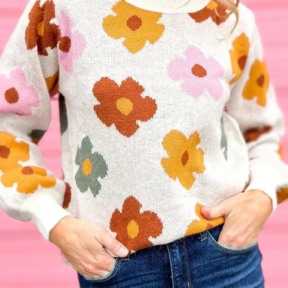 White Sweet Flower Knitted Ribbed Hem Sweater - Picture 4 of 13